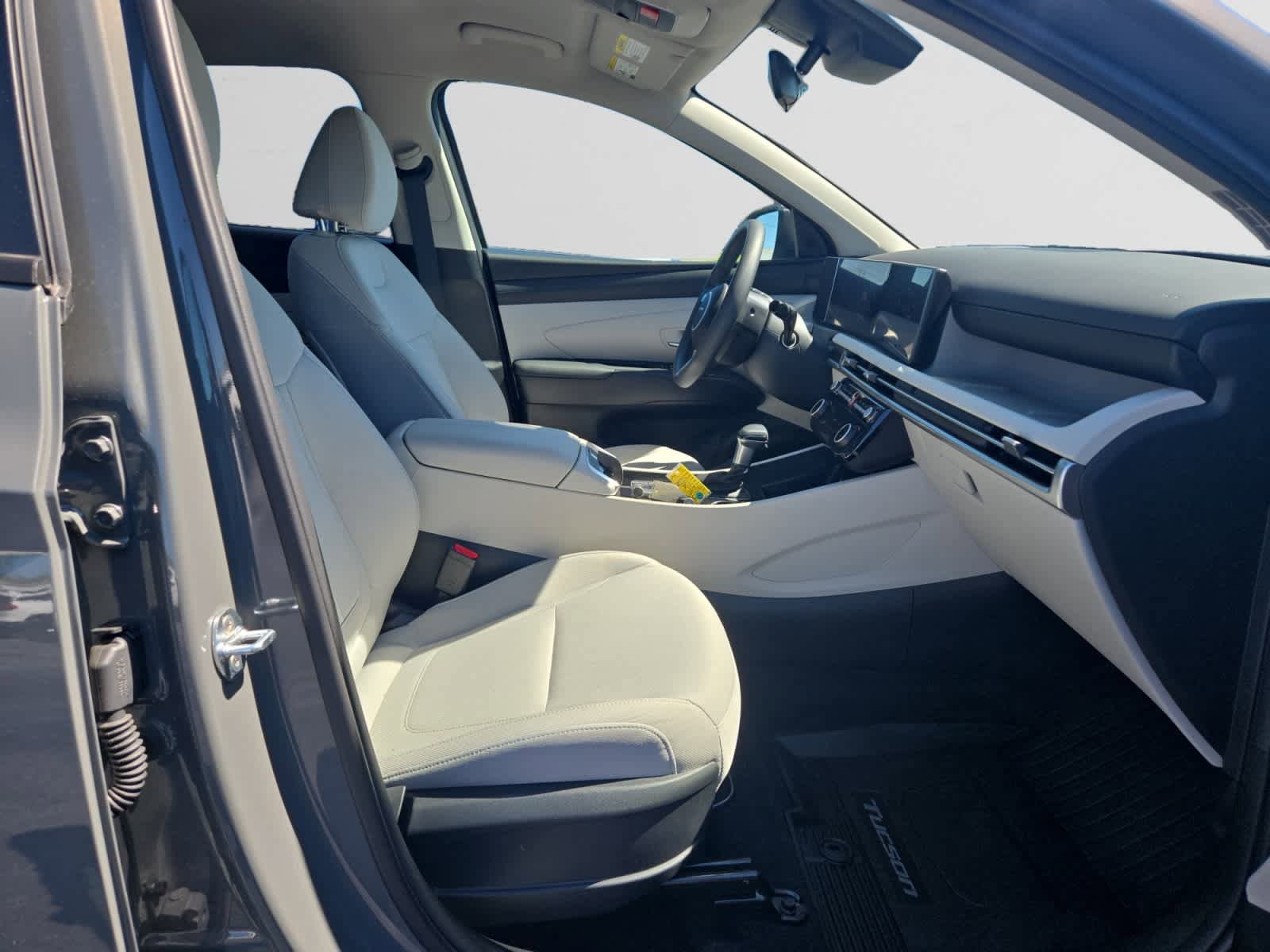 Used 2026 Hyundai Tucson SEL FWD image 15