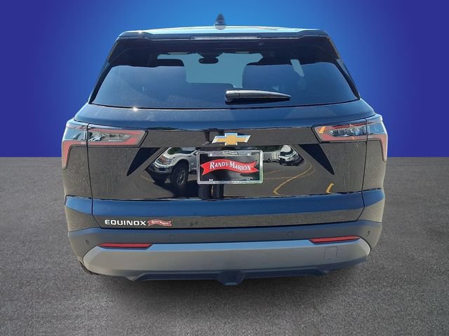 Used 2026 Chevrolet Equinox LT FWD image 5