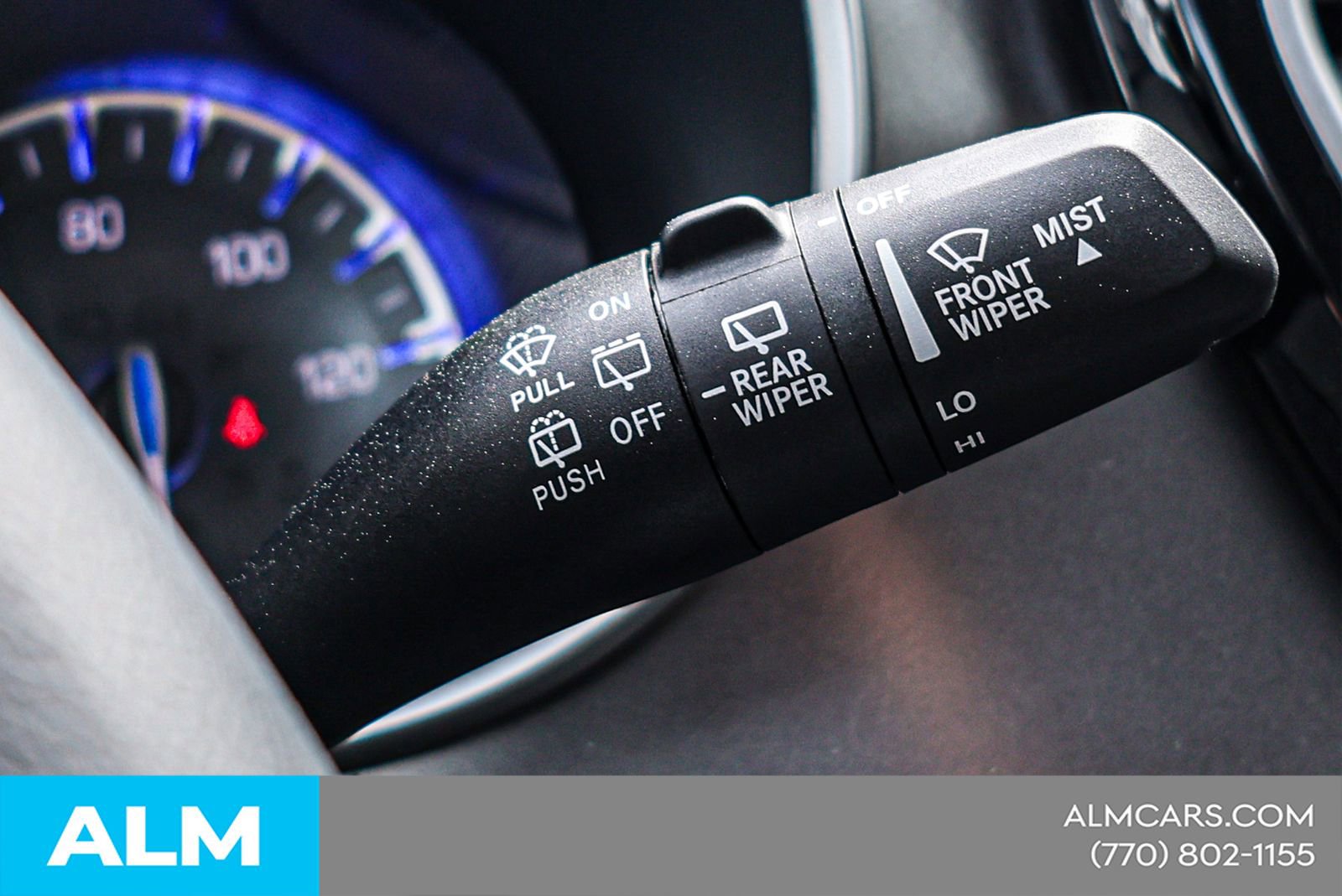 Used 2024 Chrysler Pacifica Touring-L image 27