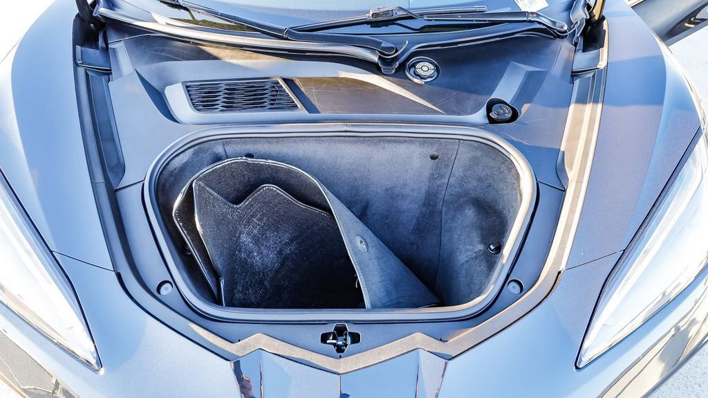 Used 2024 Chevrolet Corvette Stingray Premium Cpe w/ Z51 Performance Package image 29