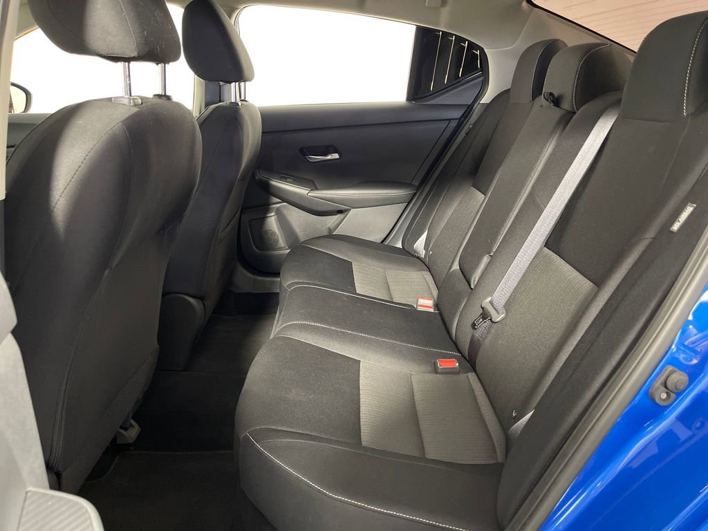 Used 2020 Nissan Sentra SV FWD image 13