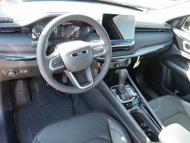 New 2026 Jeep Compass Trailhawk image 11