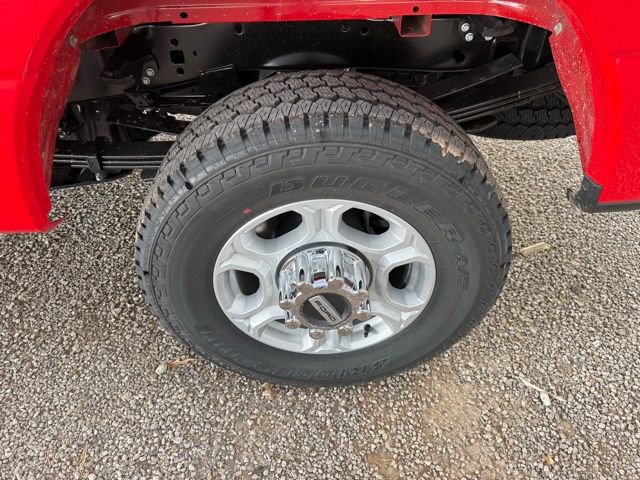 New 2026 Ford F350 XLT w/ FX4 Off-Road Package image 5