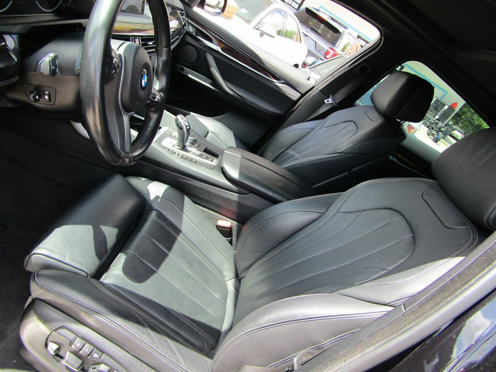 Used 2019 BMW X6 xDrive50i AWD/4WD image 9