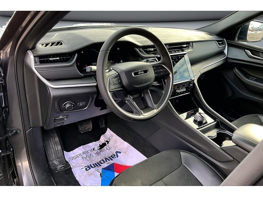 Certified 2024 Jeep Grand Cherokee L Laredo image 15