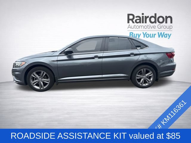 Used 2019 Volkswagen Jetta R-Line w/ R-Line Cold Weather Package FWD image 4