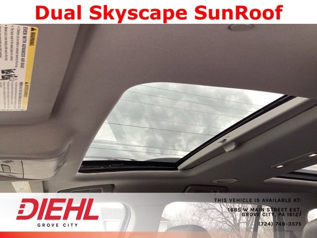 Used 2023 GMC Acadia SLT w/ Elevation Edition image 21