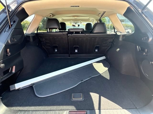 Used 2017 Subaru Outback 2.5i Limited AWD/4WD image 11