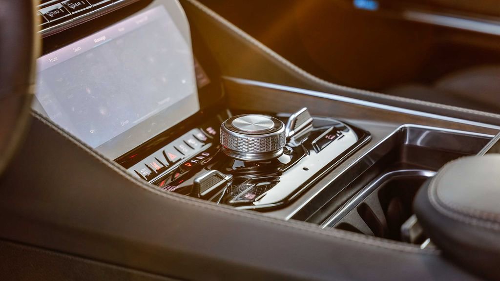 Used 2024 Jeep Grand Wagoneer L 4WD image 22