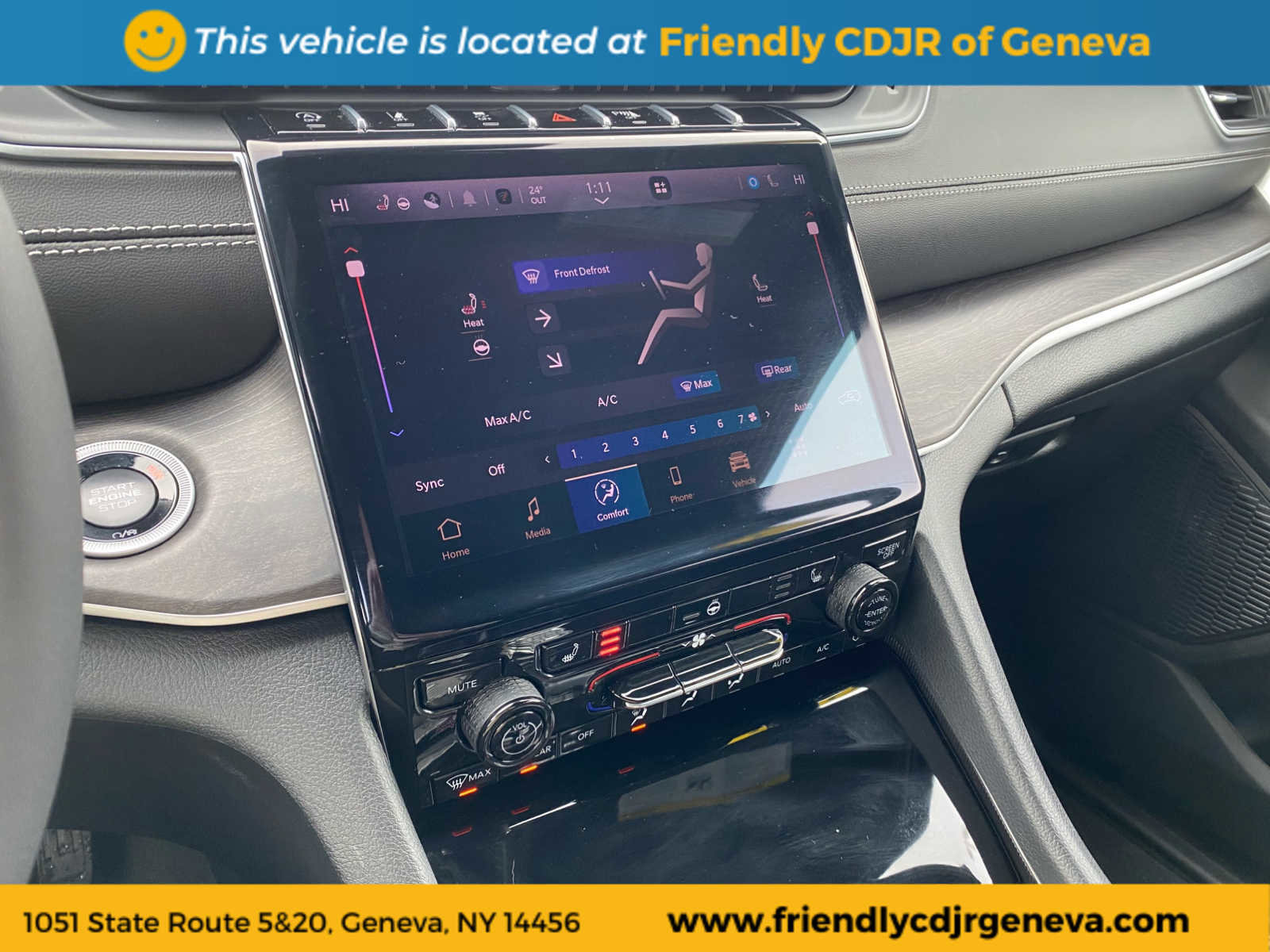 Used 2025 Jeep Grand Cherokee Limited w/ Trailer Tow Package image 14