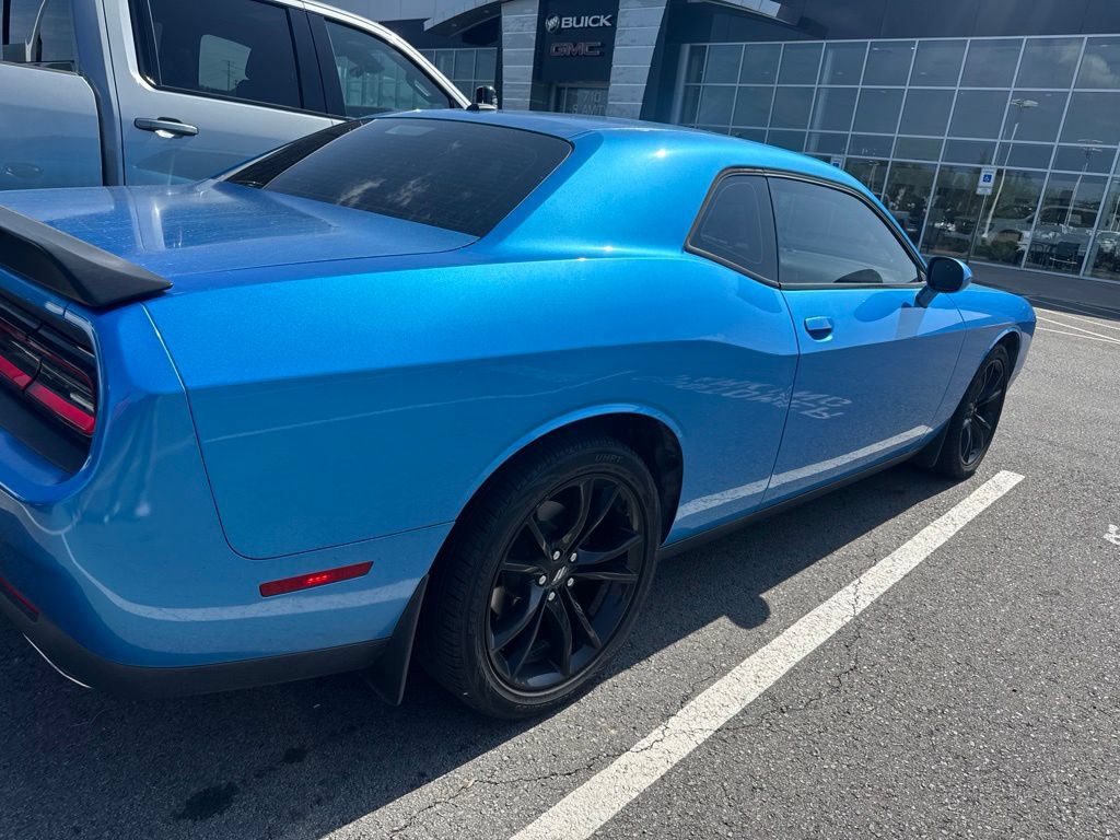 Used 2018 Dodge Challenger SXT w/ Blacktop Package RWD image 11