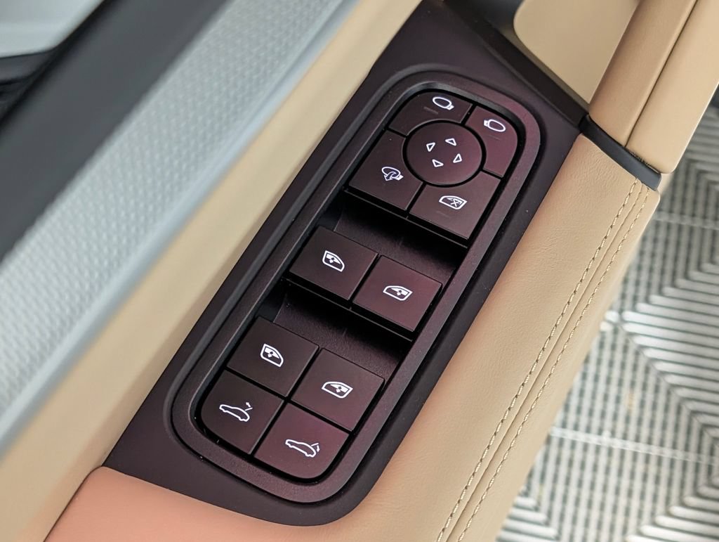 New 2026 Porsche Cayenne AWD/4WD image 27
