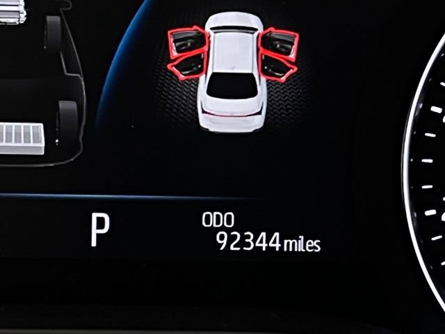 Used 2021 Toyota Avalon XLE w/ Moonroof Package image 17