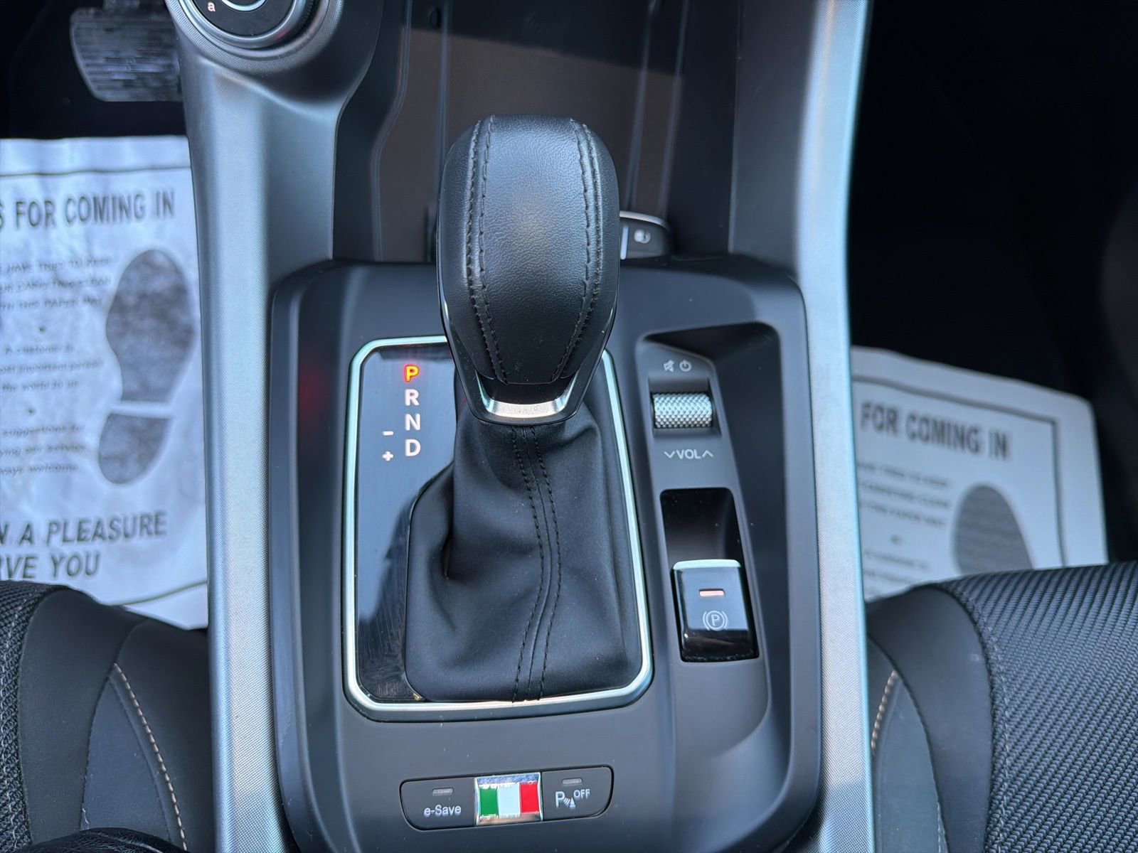 Used 2024 Alfa Romeo Tonale Ti image 14