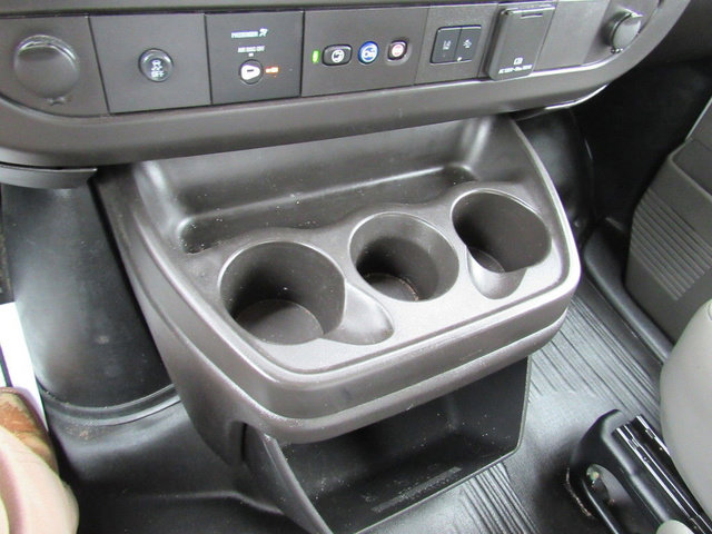 Used 2024 GMC Savana 3500 w/ Power Convenience Package image 33