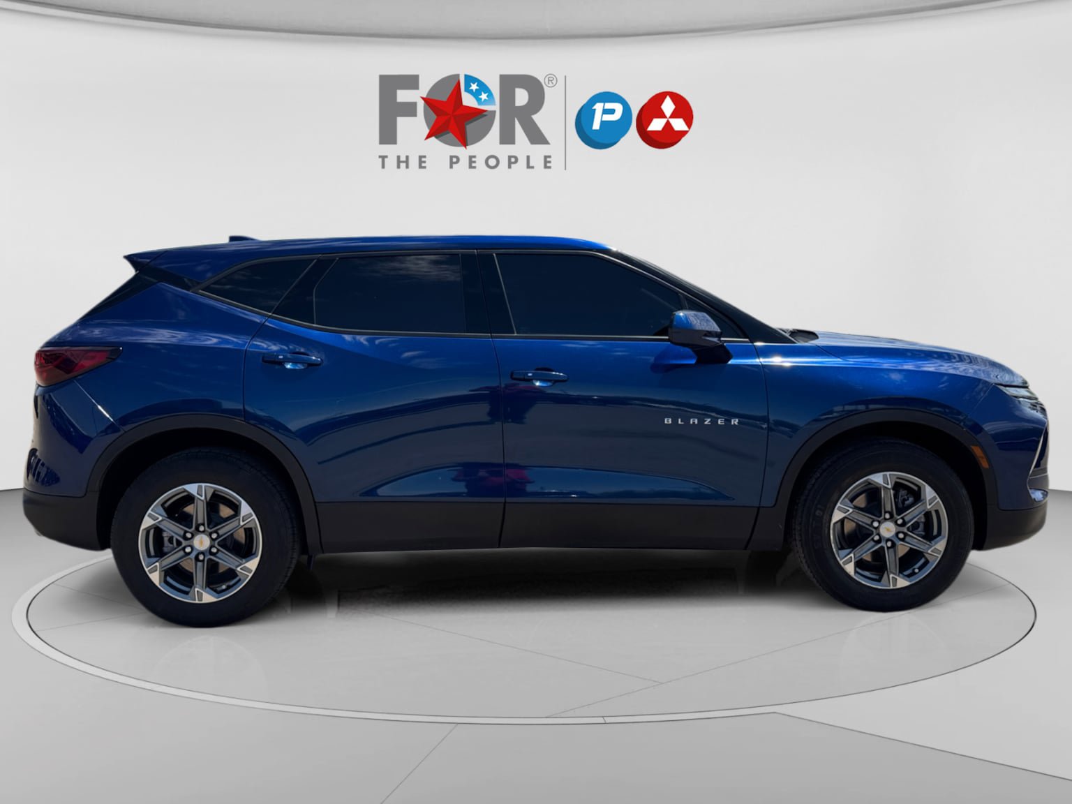 Used 2023 Chevrolet Blazer LT FWD image 6