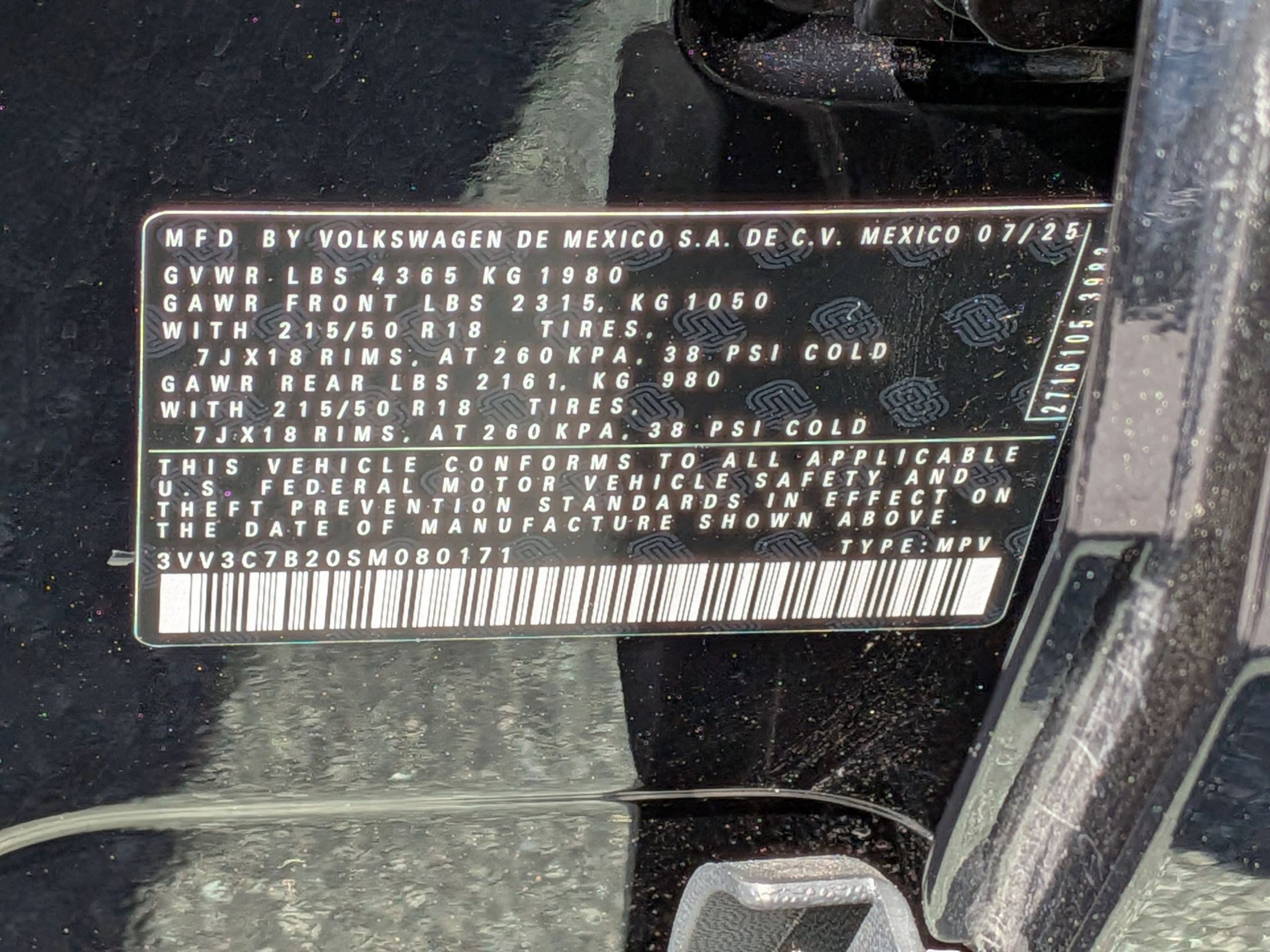 Used 2025 Volkswagen Taos SE image 37