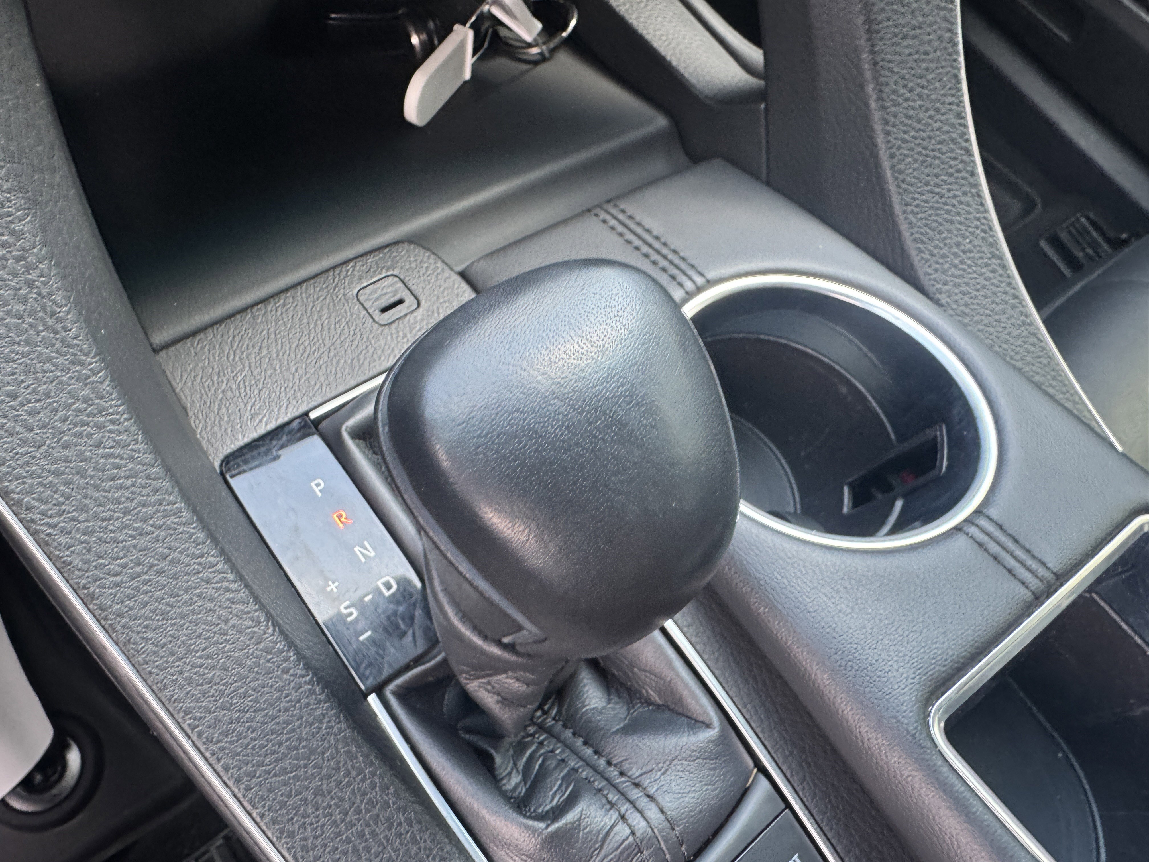 Certified 2021 Toyota Avalon XLE image 28