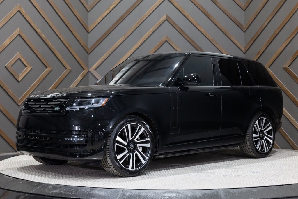 Used 2023 Land Rover Range Rover SE image 21