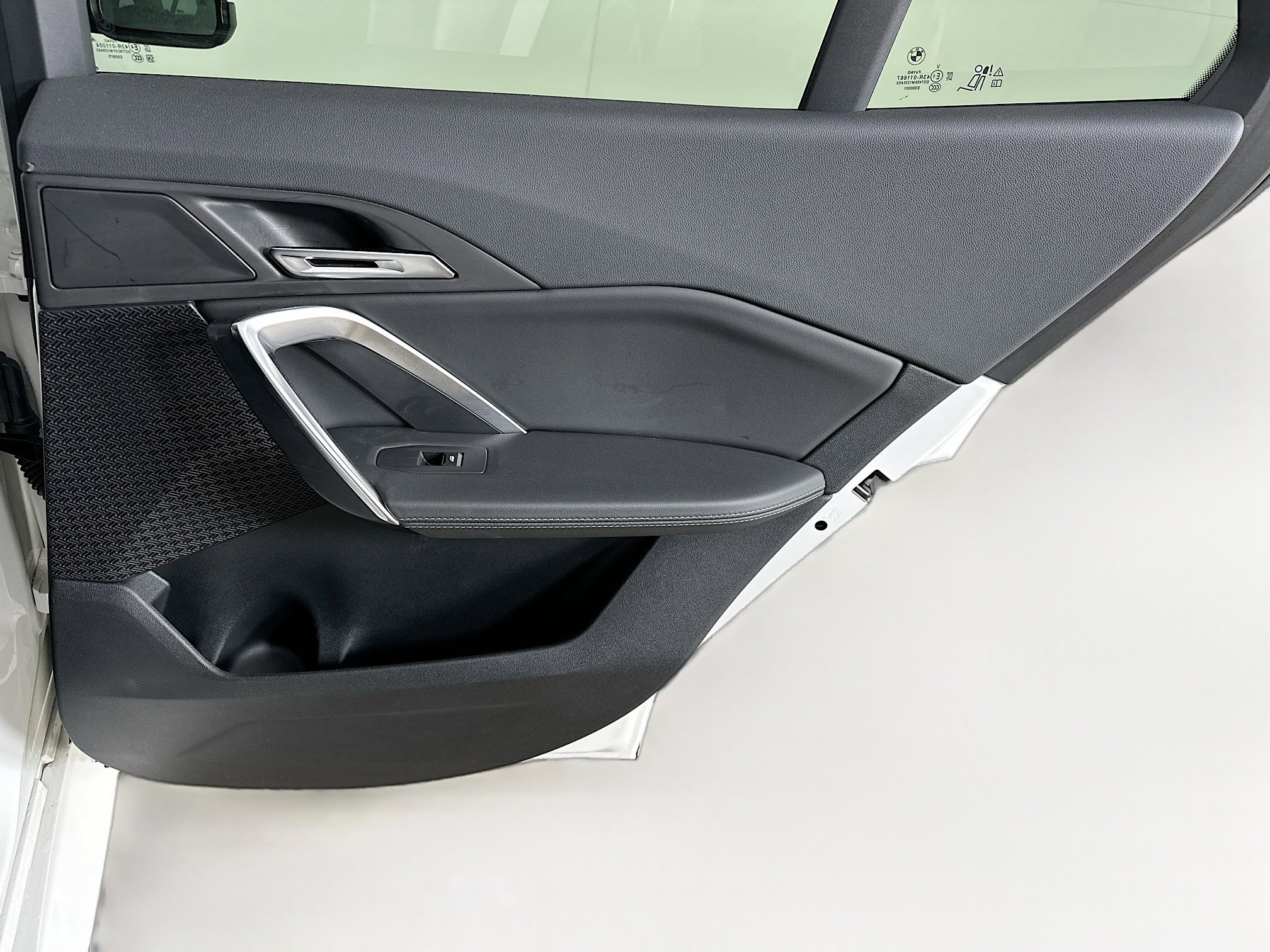 Used 2025 BMW X2 xDrive28i image 30