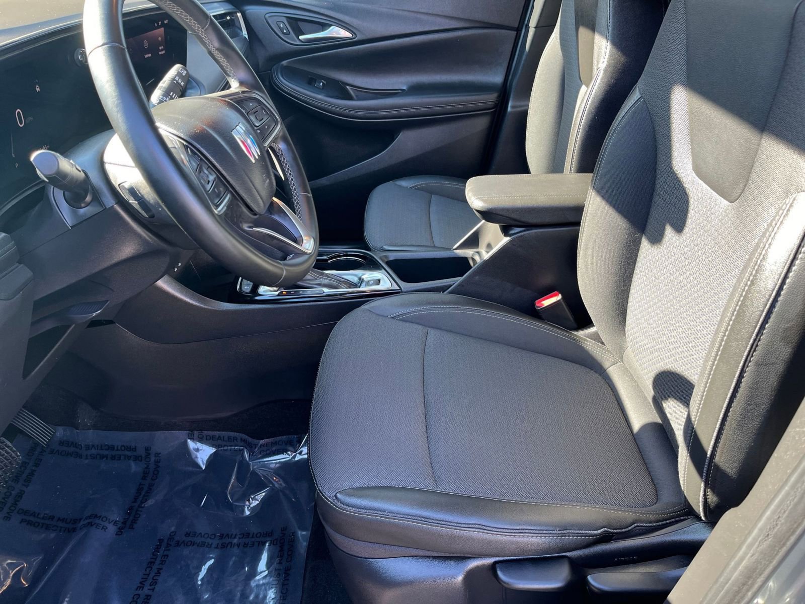 Used 2025 Buick Encore GX Preferred image 25