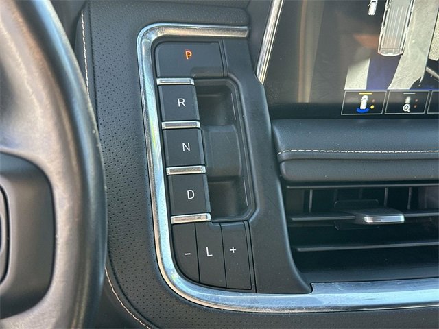 Used 2023 GMC Yukon XL AT4 w/ AT4 Premium Package image 15