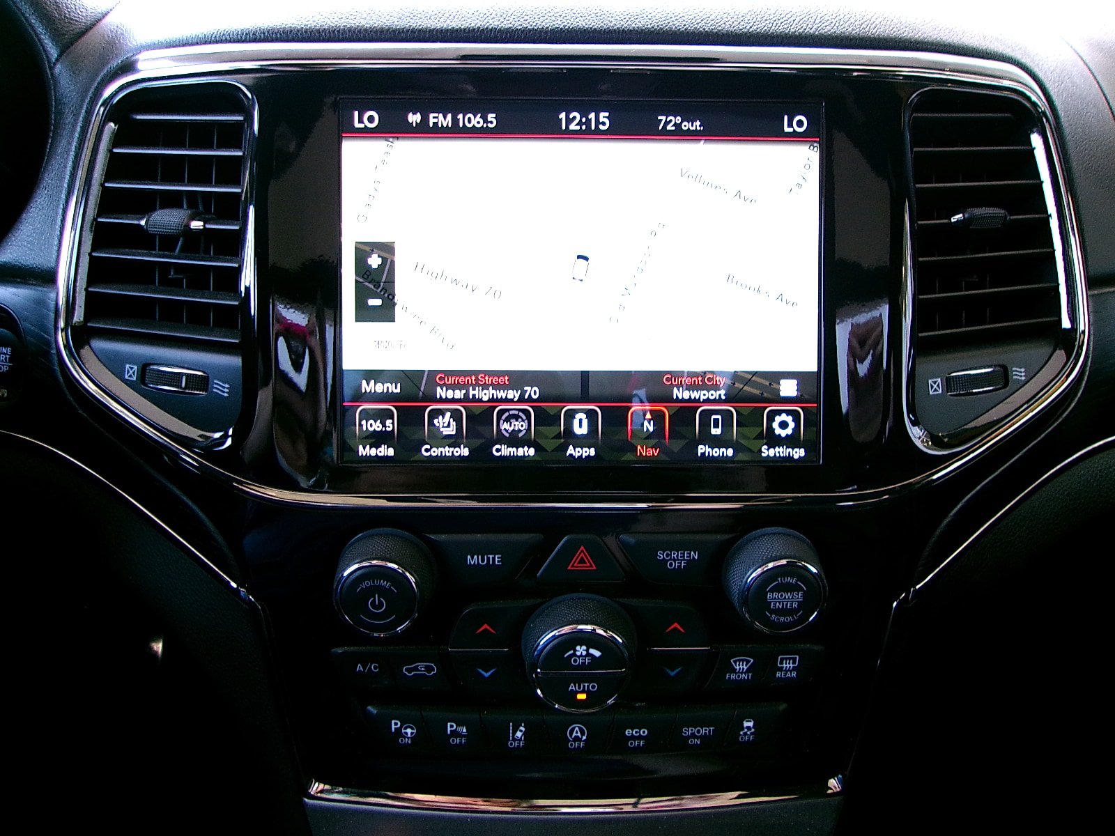 Used 2021 Jeep Grand Cherokee High Altitude AWD/4WD image 17