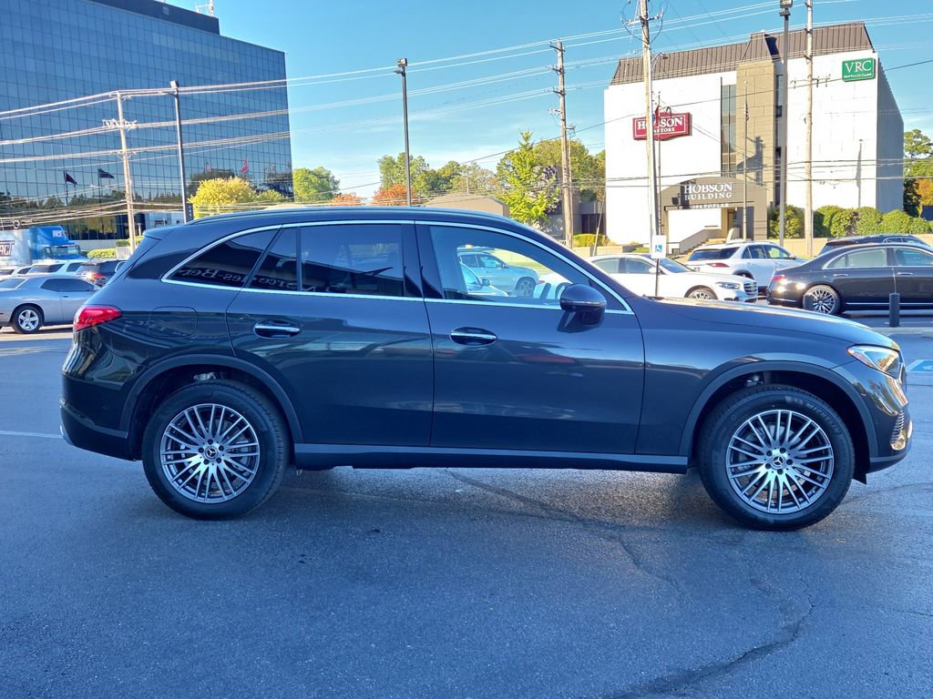 Used 2026 Mercedes-Benz GLC 300 4MATIC image 6