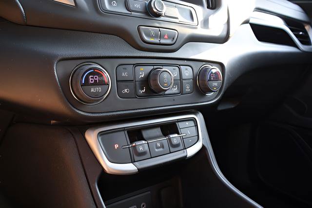 Used 2023 GMC Terrain SLE w/ Driver Convenience Package AWD/4WD image 21