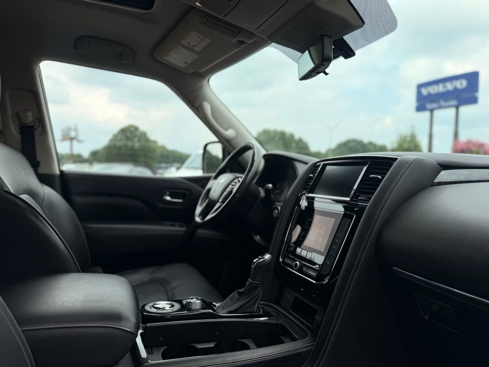 Used 2020 INFINITI QX80 Luxe w/ Proassist Package image 25