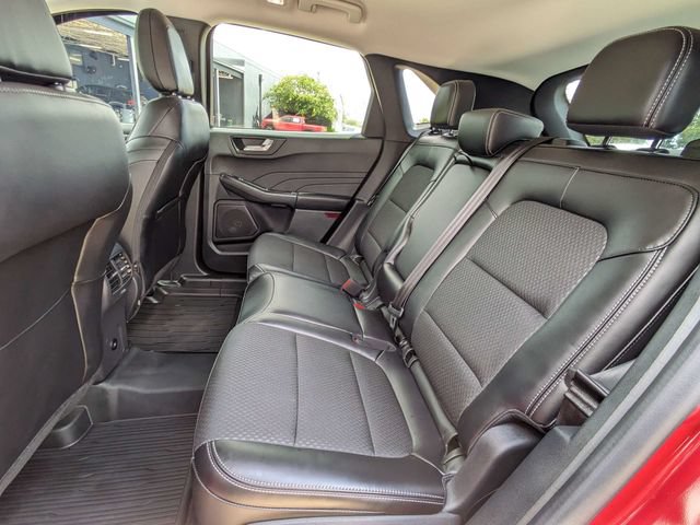 Used 2025 Ford Escape SE FWD image 15