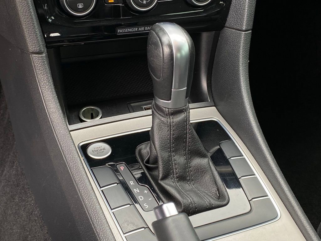 Used 2020 Volkswagen Passat 2.0T SE image 20