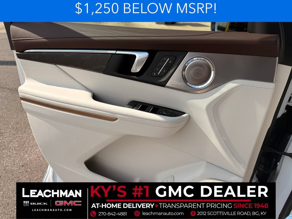 New 2026 Buick Enclave Avenir w/ Super Cruise Package FWD image 16