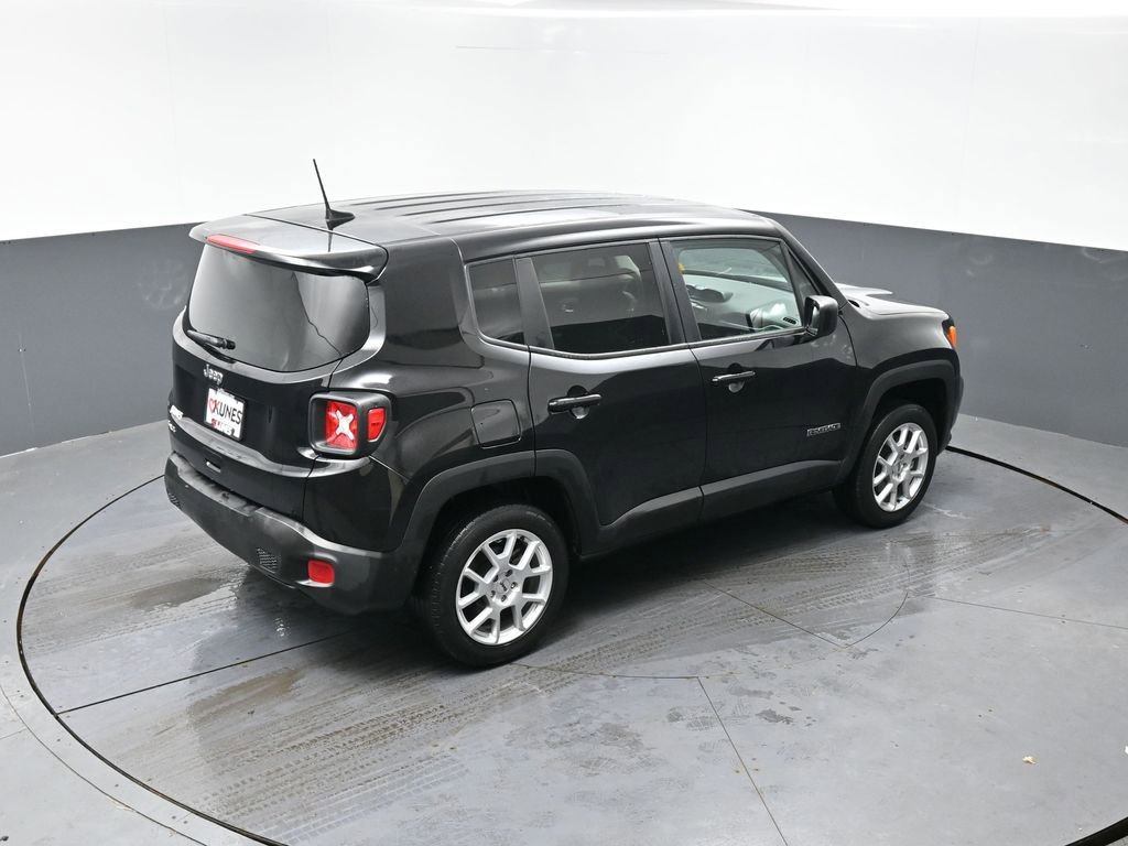 Used 2023 Jeep Renegade Latitude image 37