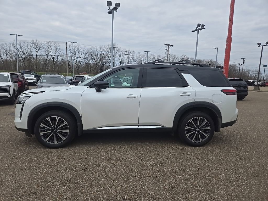 New 2026 Nissan Pathfinder Platinum image 4