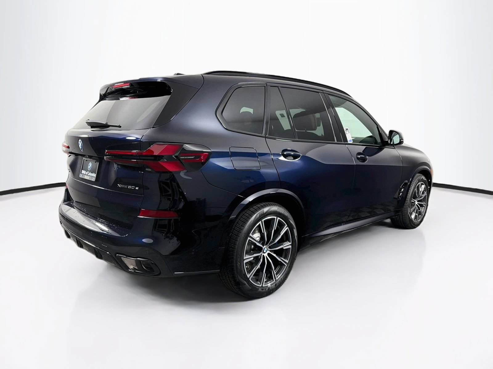 New 2026 BMW X5 xDrive50e w/ M Sport Package AWD/4WD image 7