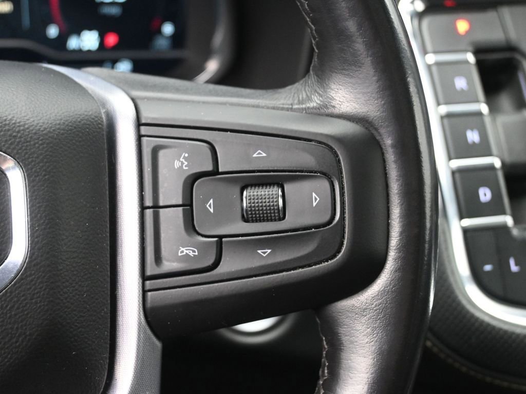 Used 2023 GMC Yukon XL SLT image 13