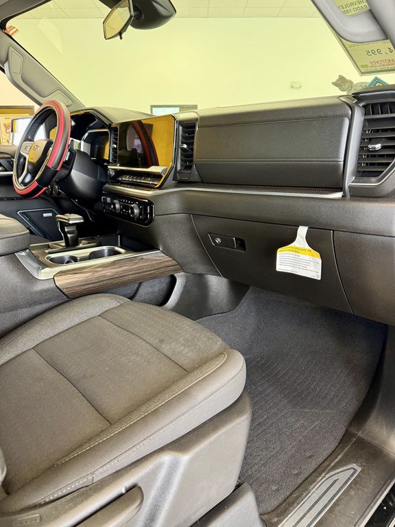 Used 2026 Chevrolet Silverado 1500 RST AWD/4WD image 12