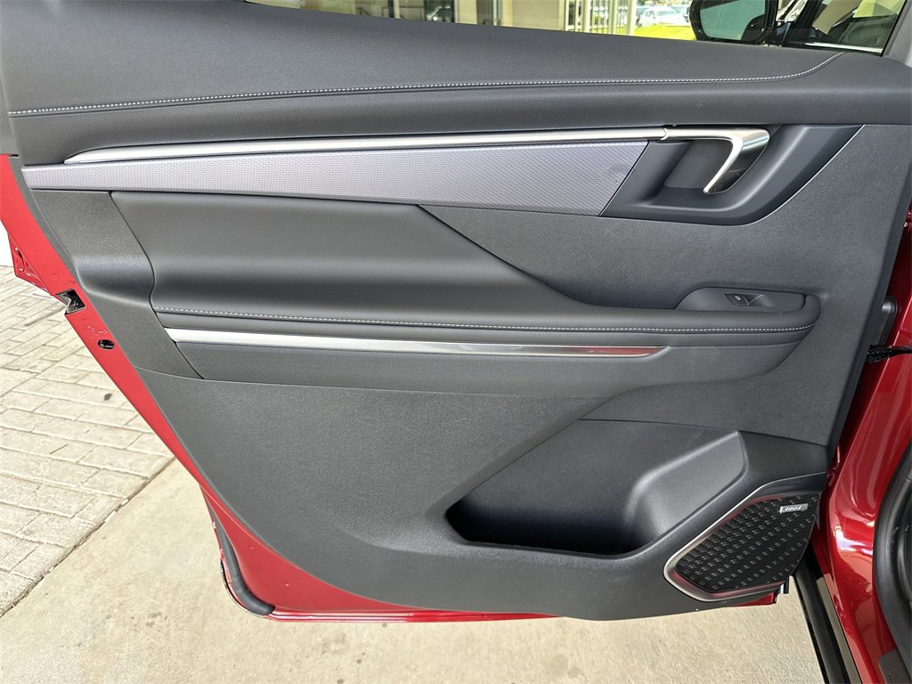 New 2025 Buick Enclave Sport Touring w/ Power Package image 32