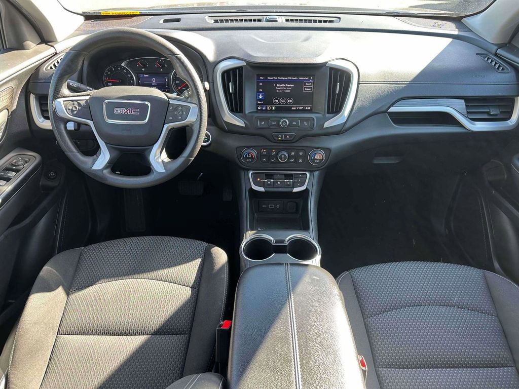 Used 2022 GMC Terrain SLE w/ Driver Convenience Package AWD/4WD image 12