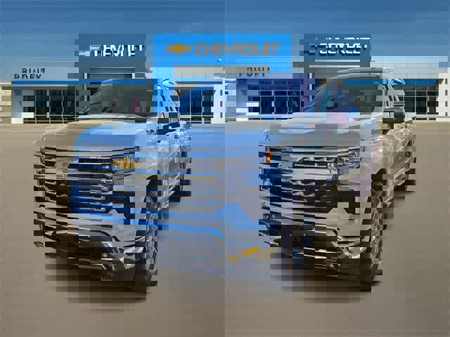 Used 2025 Chevrolet Silverado 1500 LTZ image 1