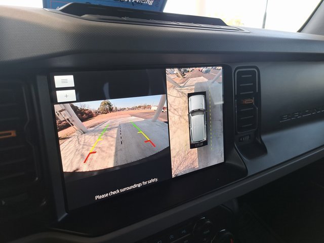 Certified 2022 Ford Bronco Badlands image 11