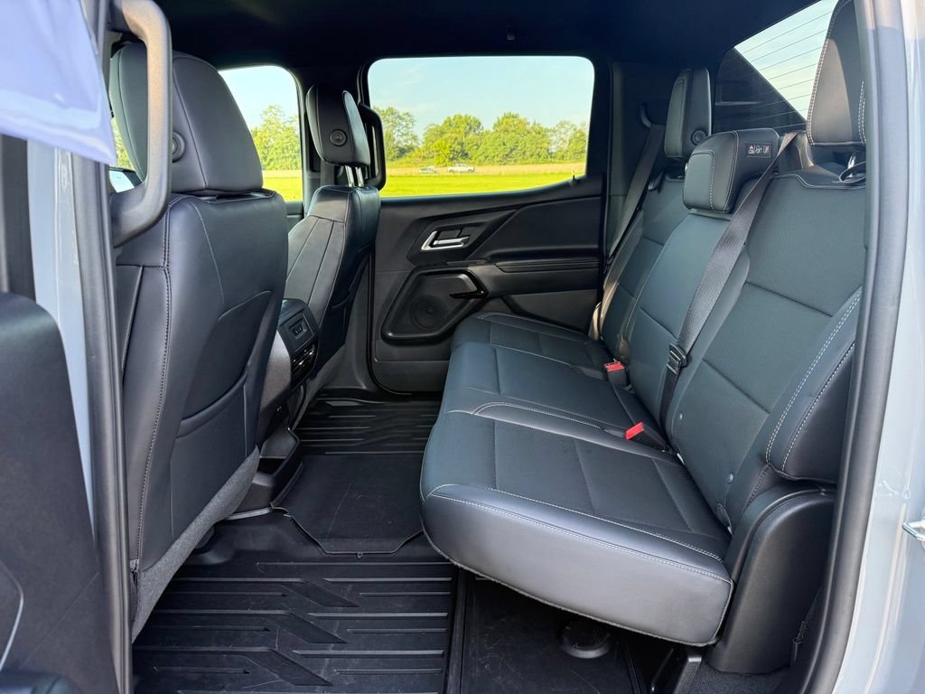 Used 2025 Chevrolet Silverado EV LT AWD/4WD image 14