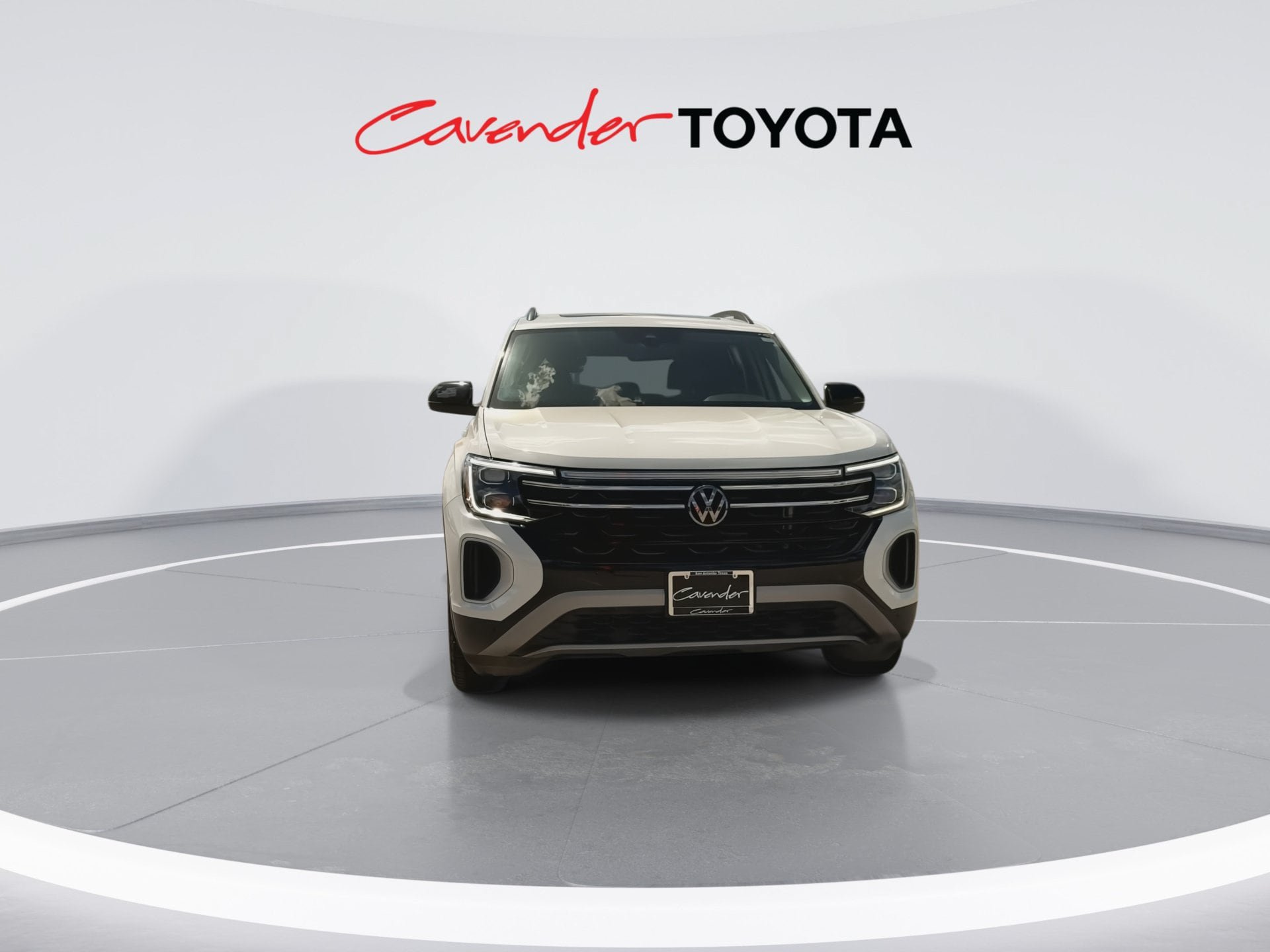 Used 2024 Volkswagen Atlas Peak Edition SE AWD/4WD image 3