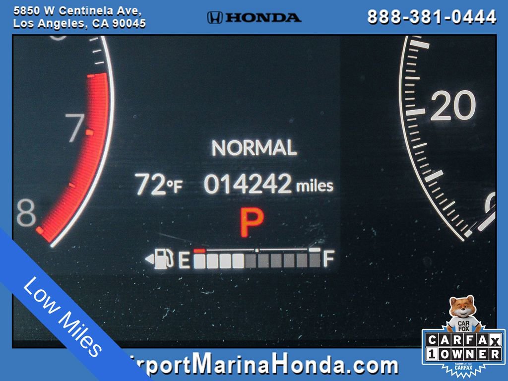 Used 2023 Honda Pilot Touring image 2