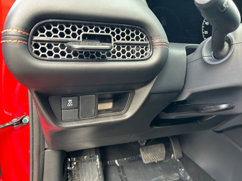 Used 2025 Honda HR-V Sport image 22
