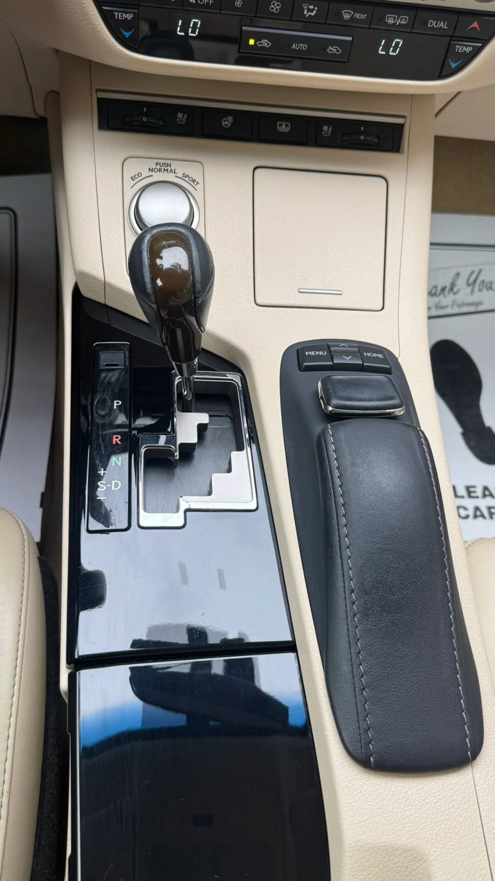 Used 2015 Lexus ES 350 w/ Luxury Package FWD image 18