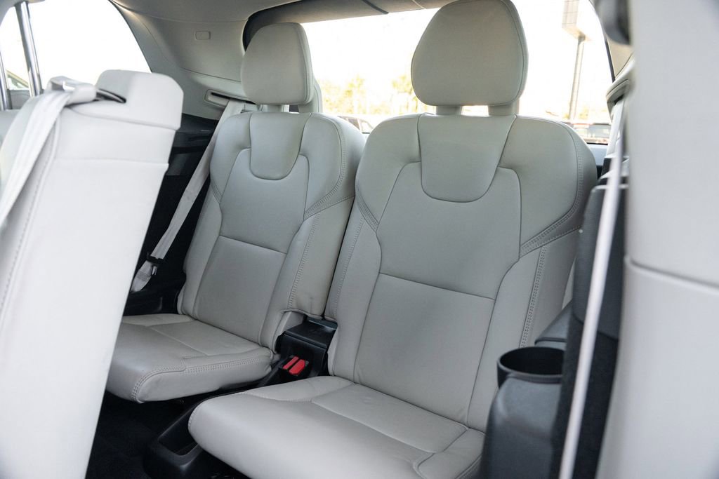 Used 2021 Volvo XC90 T6 Inscription w/ Advanced Package AWD/4WD image 37