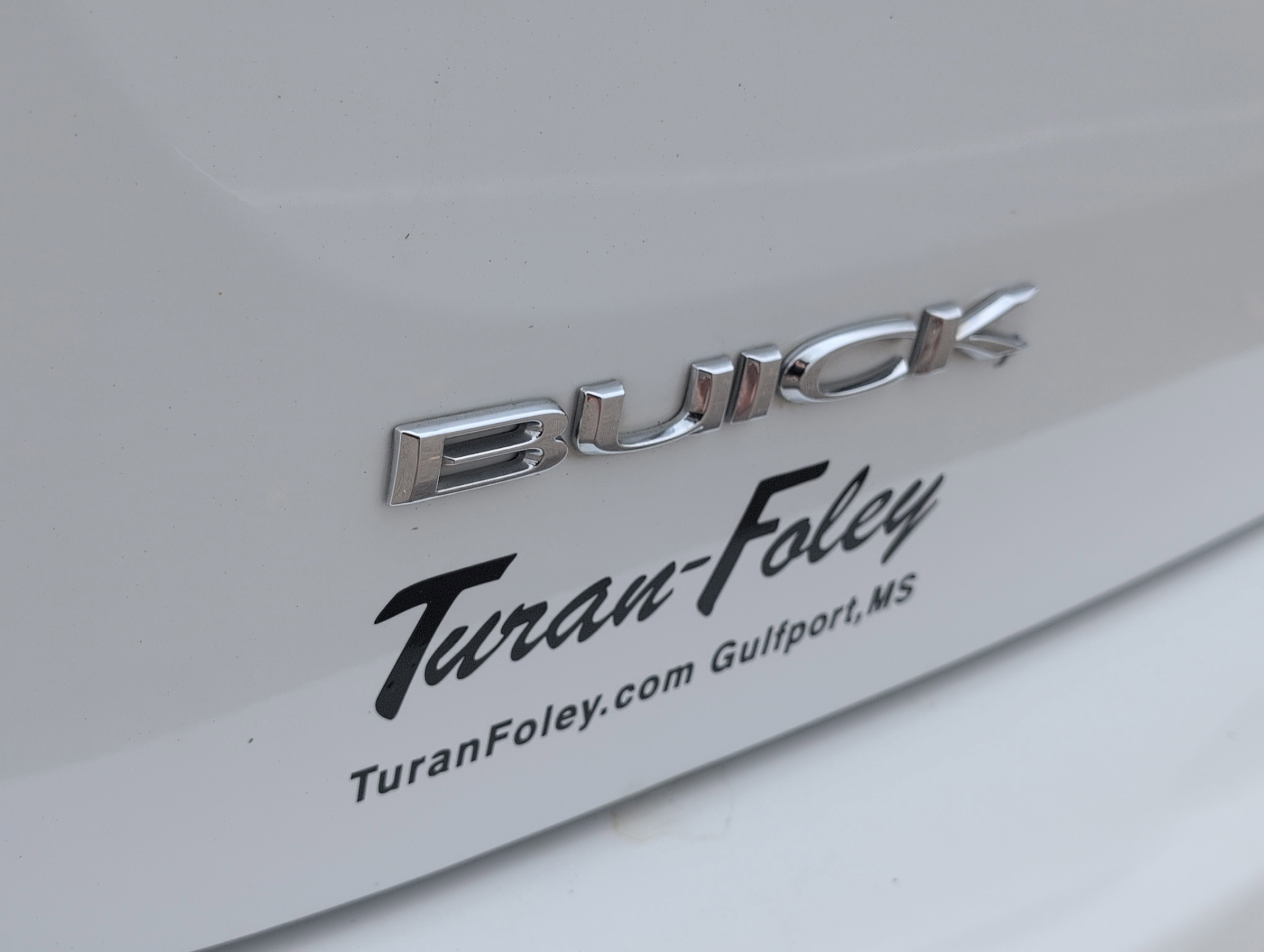 Used 2018 Buick Encore Preferred image 10