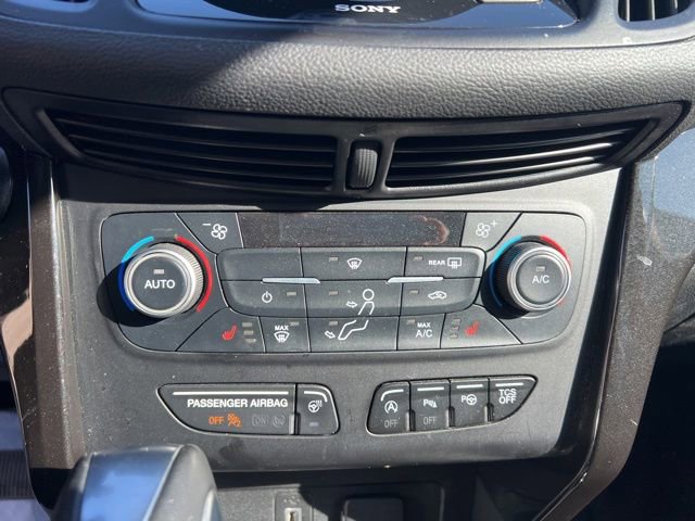 Used 2018 Ford Escape Titanium AWD/4WD image 18